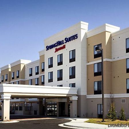 Springhill Suites By Marriott Wichita East At Plazzio Exterior photo